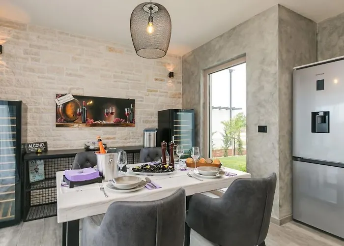 Guest house Lavanda By 4*