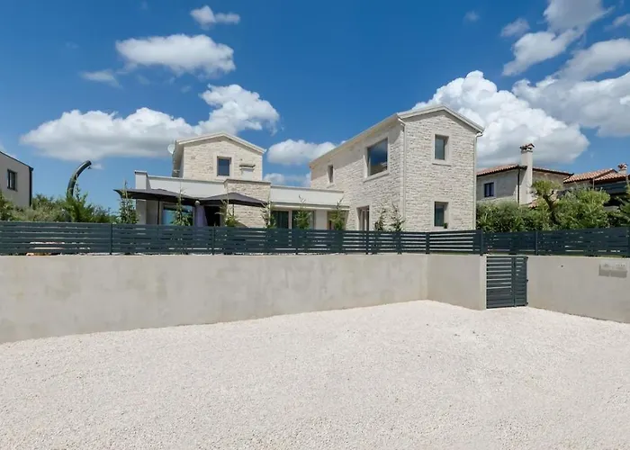 Guest house Lavanda By 4*